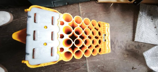 Ker�k�k / Ker�k kit�maszt� �k T�bb darab, tart�val egy�tt