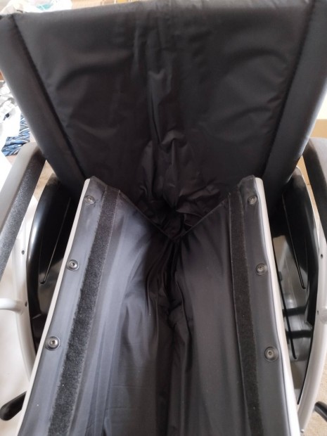 Kerekessz�k (+j�r�keret)