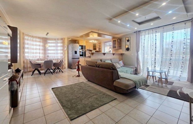 Kerekestelepi, nappali+4 szob�s csal�di h�z, csendes utc�ban Sos elad�