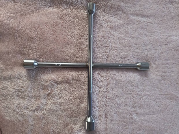 Ker�kkulcs, keresztkulcs