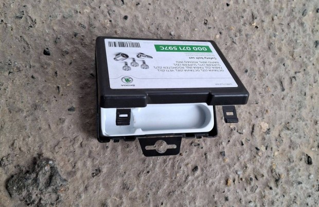 Ker�k�r doboz elad�