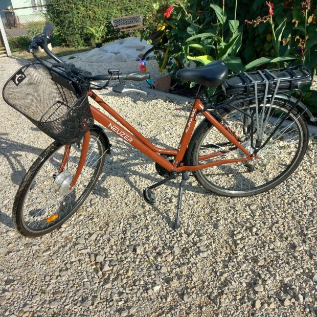 Kerékpár, elektromos, alig használt