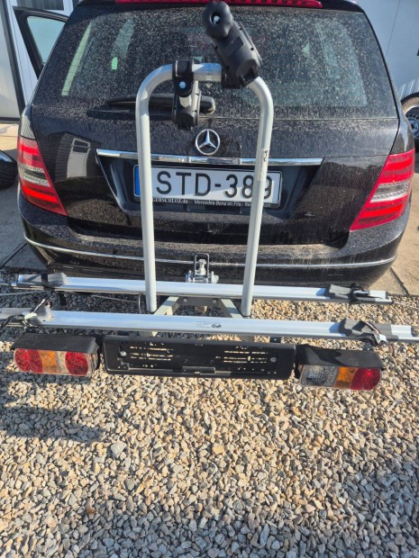 Kerkpr szllit bicikli tart vonhorgos