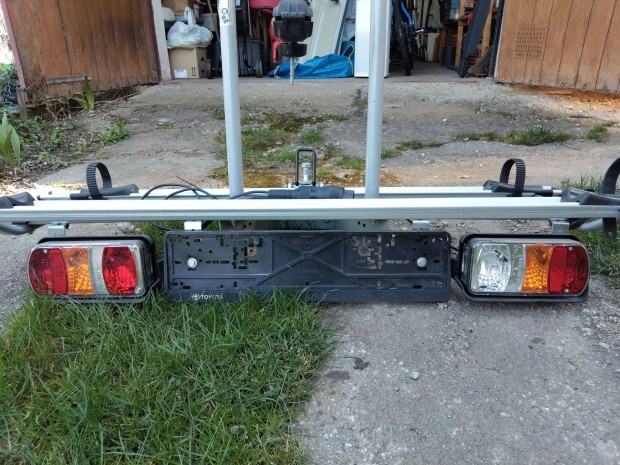 Ker�kp�r sz�ll�t� von�horogra 3 db -os