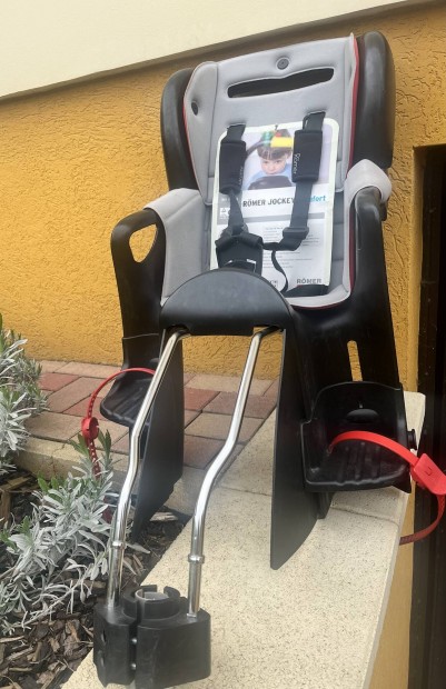 Ker�kp�ros gyerek�l�s