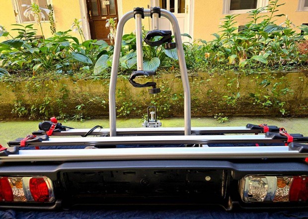 Kerékpárszálitó Menabo Thunderbolt 3, három kerékpárhoz vonóhorgos Bp