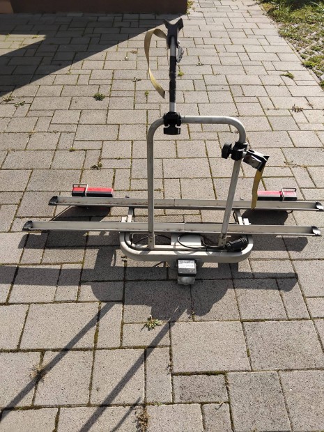 Kerékpártartó, Eufab Carlo, vonóhorogra szerelhető