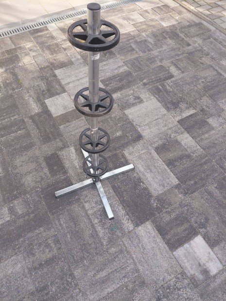 Kerktart llvny, felnifa