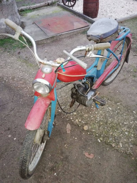 Keresek Komr kereket