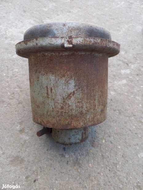 Keresek MTZ 50-eshez szikrafog�t
