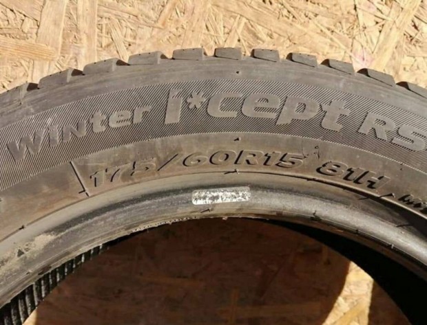 Keresek: 175/60r15 tli gumi 