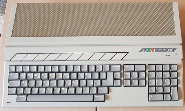 Keresek: Atari FALCON 030-as szmtgpet azonnali fizetssel