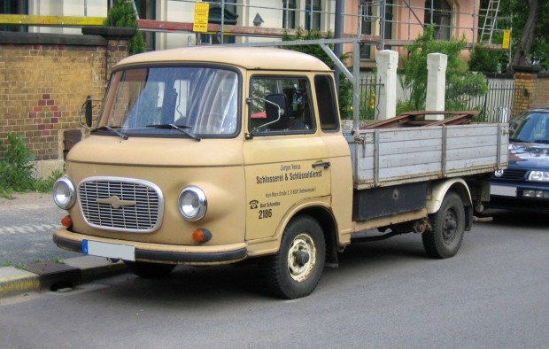 Keresek: Barkas alkatrszeket