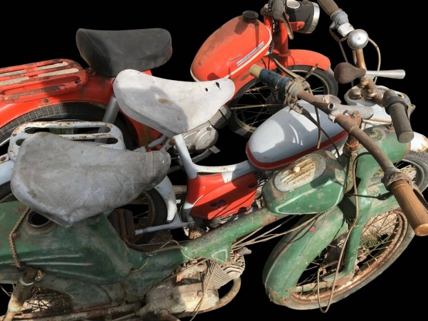 Keresek: Berva Panni Tnde Mtra Romet Jawa Mz Komr vetern motort