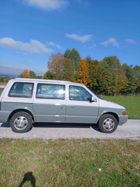 Keresek: Chrysler Voyager II Es 2,5 TD gener�tort keresek