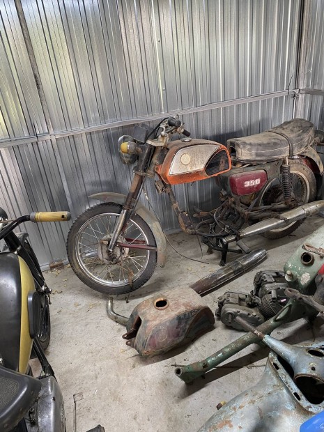 Keresek: Cz 350 alkatrszt