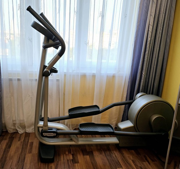 Keresek: Ellipszis trner Technogym