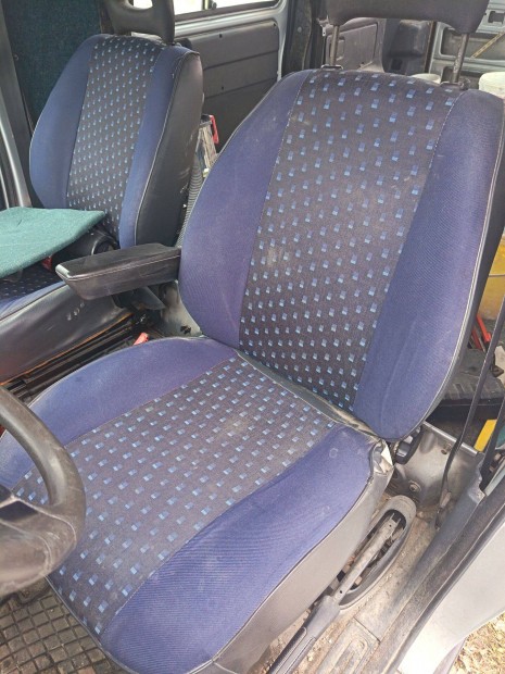 Keresek: Fiat scudo vezet� oldali �l�st keresek