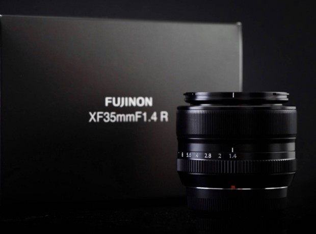 Keresek: Fujinon XF 35 mm f/1.4 R objektvet keresek 