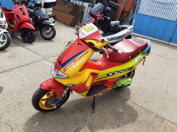 Keresek: Gilera Runner 180/Fxr-t keresek!