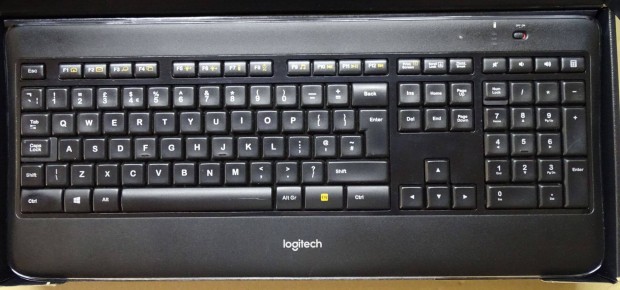 Keresek: Hibs Logitech K800 klaviatrt alkatrsznek!