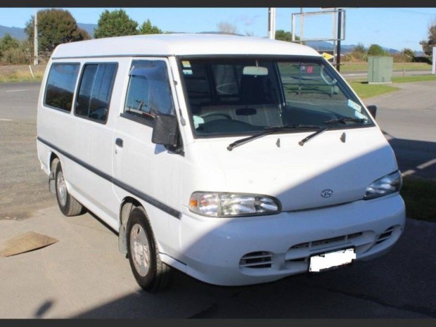 Keresek: Hyundai H100 gpkocsit