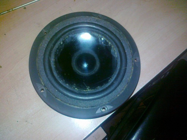 Keresek: Jbl a2105a mlysgrz