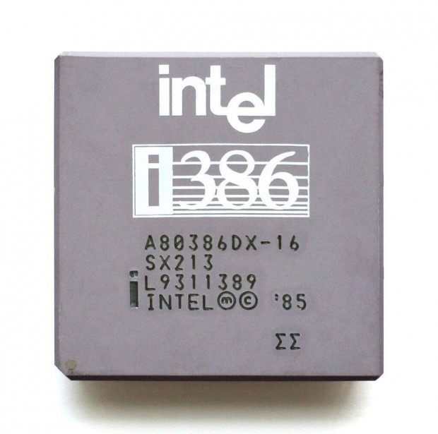 Keresek: Keresek 486 processort s cooprocesszort, alaplapot!