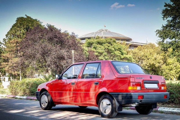 Keresek: Keresek Dacia Nova vagy Pick Up motort