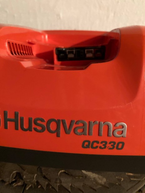 Keresek: Keresek Husqvarna QC330 hibs akku tltt