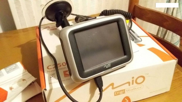 Keresek: Keresek Mio Digiwalker C250 GPS navig�ci� - lehet hib�s nem m�k�d� is