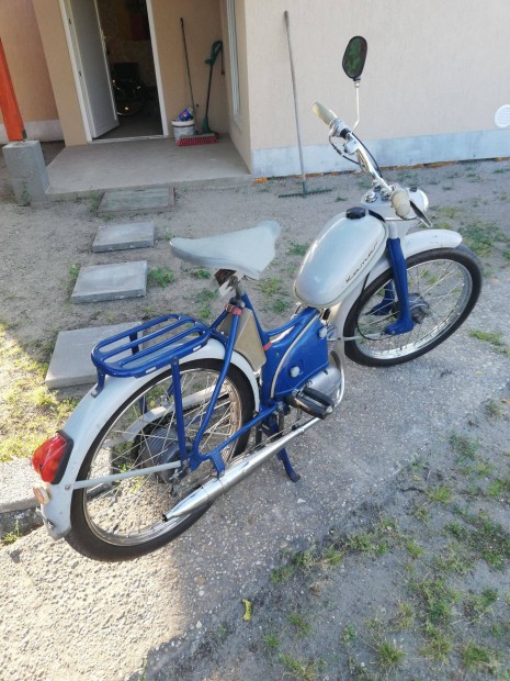 Keresek: Komr 1es keresek motorkerkpr vetern
