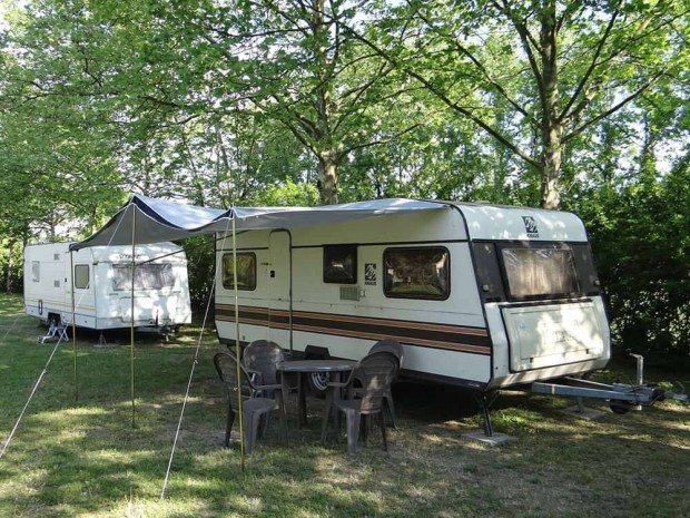 Keresek: Lakkocsit Keresek Vtelre, (kedvez olcs ron 500.000.-Ft-tl)