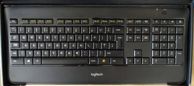 Keresek: Logitech K800 vezetknlkli billentyzet