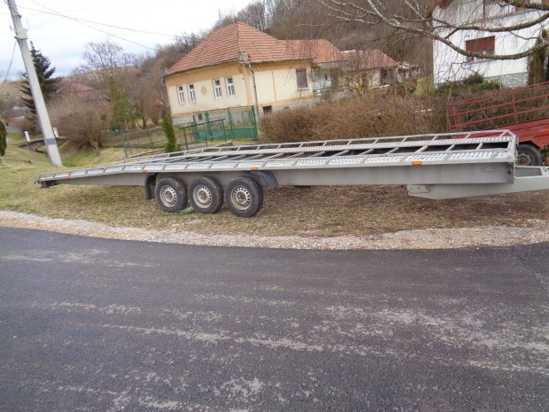 Keresek: Megvtelre trler autszllt trailer kisgp szllt utnfut