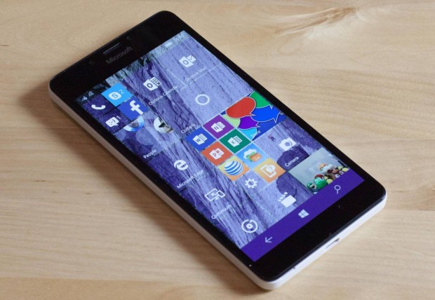 Keresek: Microsoft Lumia 950