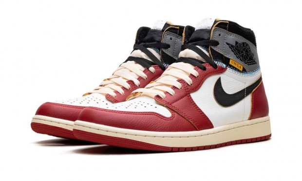 Keresek: Nike air jordan 1 union