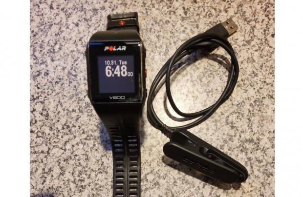 Keresek: Polar V800 sportórát