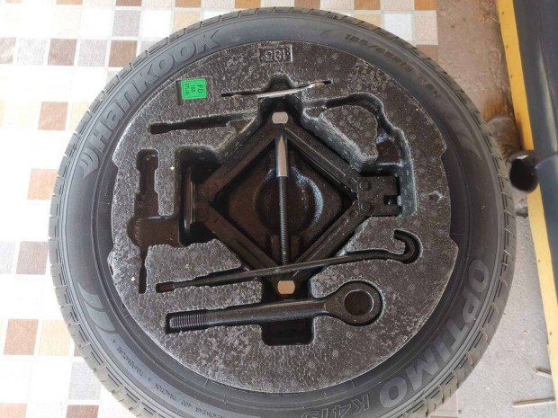 Keresek: P�tkereket keresek VW Polo 2010 hez