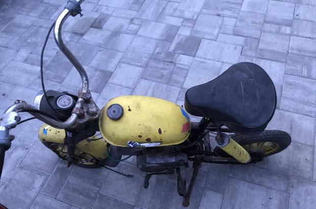 Keresek: Romet pony motorkerékpárt, vázat, blokkot