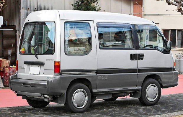 Keresek: Subaru Libero 96 évj.hoz alkatrészeket keresek!
