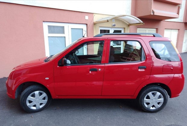 Keresek: Suzuki Ignis 2007 vjrat, keresek gumisznyeget, bal elst!