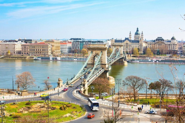 Keresek: Szlllst keresek Budapesten