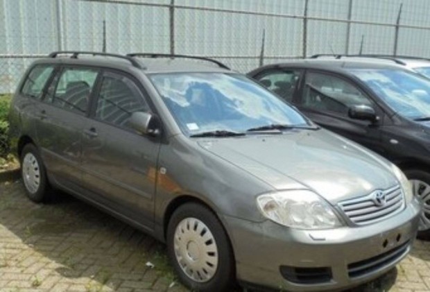 Keresek: Toyota Corolla Wagon gpjrmvet llapottl fggetlenl