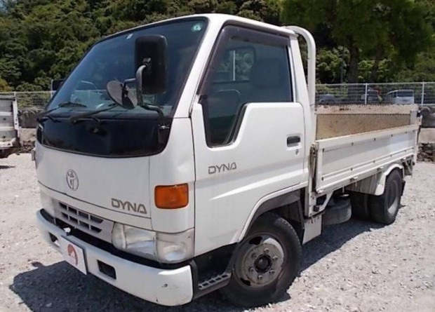 Keresek: Toyota Dyna kisteherautót állapottól függetlenül