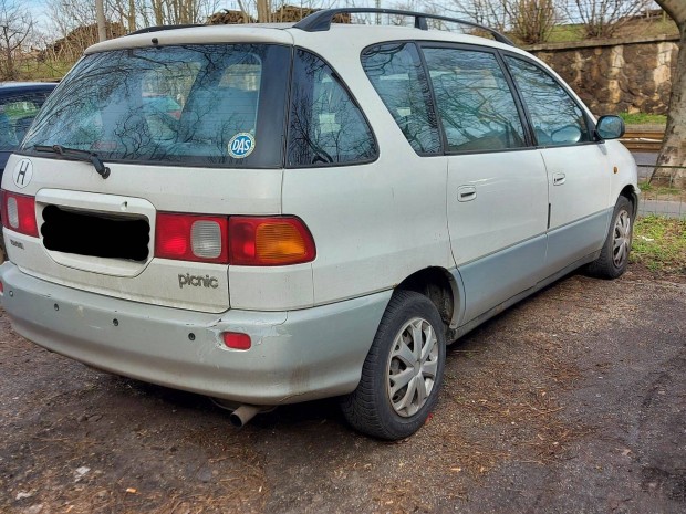 Keresek: Toyota Picnicet