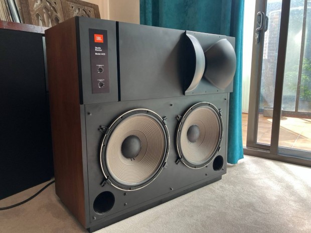 Keresek: Vsrolnk JBL 4435 hangfal