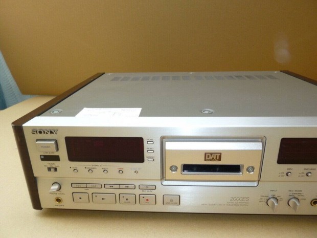 Keresek: Vsrolnk Sony DTC-2000Es 2000Es DAT magn deck