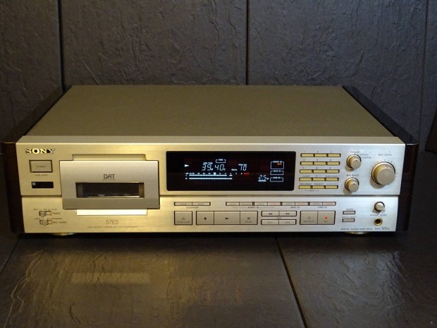 Keresek: Vsrolnk Sony DTC-57Es 57Es DAT magn deck