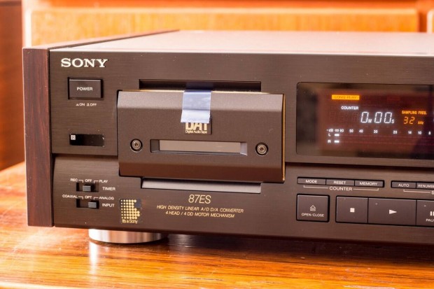 Keresek: Vsrolnk Sony DTC-87Es 87Es DAT magn deck